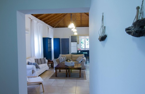 Lixouri Villa | Kefalonia Ammos Private Villa