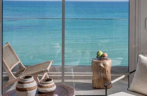 Limenas Chersonisou Apartment | Khroma Luxury Suite 3- Beach front apartment