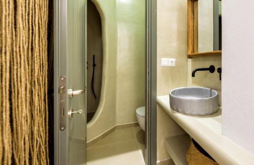 Aliki Bed & Breakfast | KIANO SUITES