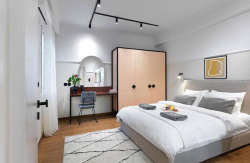 Neapoli Apartment | Kolonaki Stunning Apartment by gianttrip.