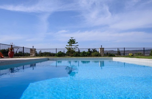 Maza Villa | Kontis Village I Villa Aphrodite