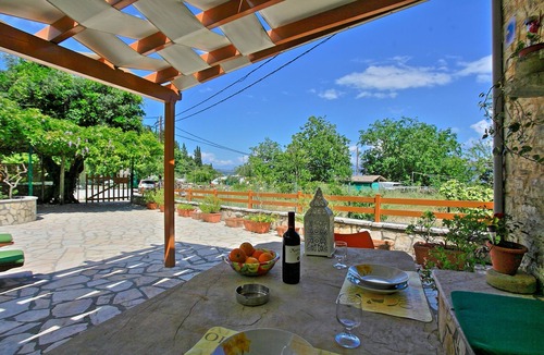 Agni Cottage | Korinas Cottage: Tranquil stone cottage, a breath away from Agni beach