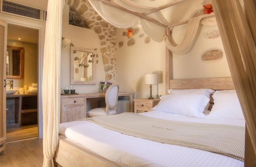 Oitylo House | Korona Boutique Hotel - Junior Suite
