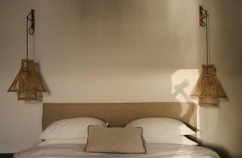 Limeni House | Kourmas Suites