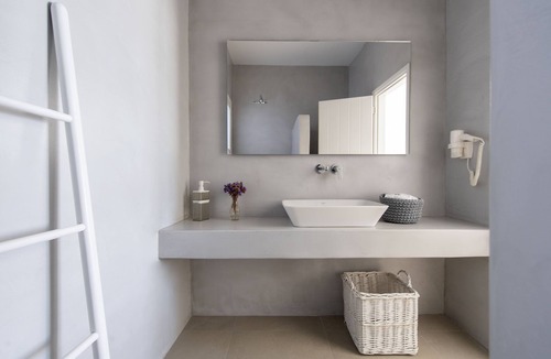 Naousa House | Kymo Luxury Suites Paros