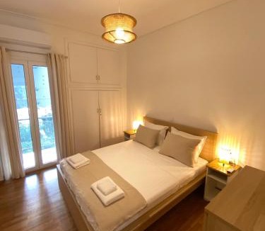 Agios Panteleimonas Apartment | Kypseli Modern Nest