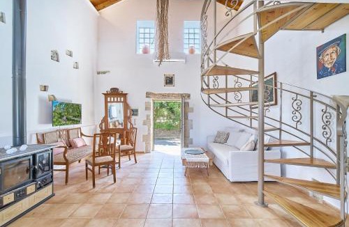 Stilos House | La Maison to Chani