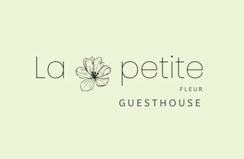 Xylokastron Apartment | La Petite Fleur Guesthouse