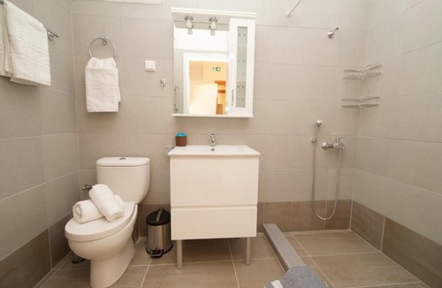 Kefalonia Apartment | Lagoon view apartment - Orange Guest House