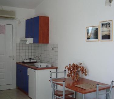 Rovies House | Lappas Rooms