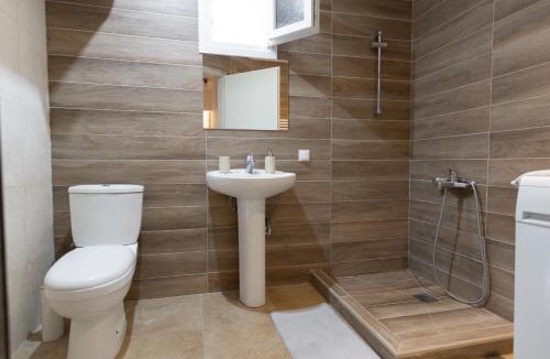 Neapoli-Sykies Apartment | Le Floor