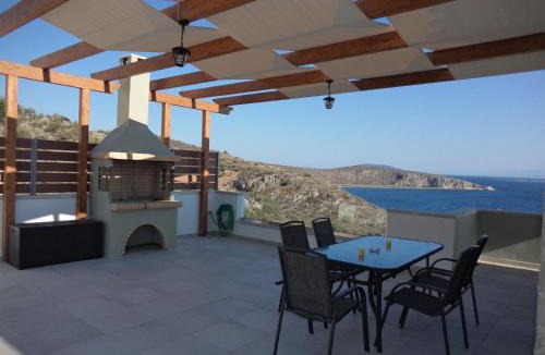 Nafplio Villa | Lefka's Villas