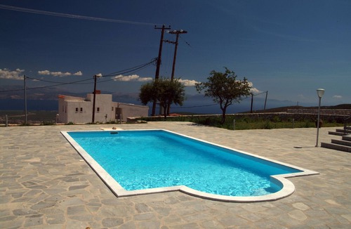 North Kynouria House | "Lemonia" Luxury Villa Apartment