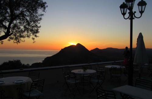 Pelekas Hotel | Levant Hotel