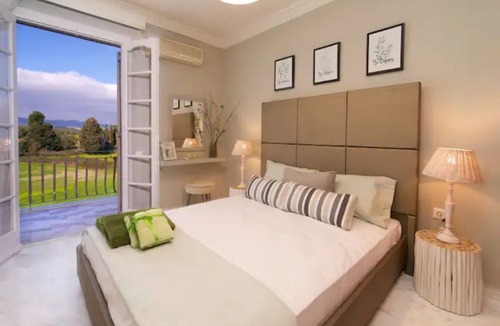 Lixouri Apartment | LIGHT SUITE | M house Suites