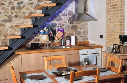 Limni Apartment | Limni Stone Apartments – Thalassa Retreat