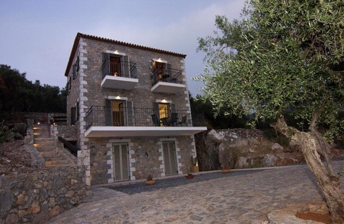 Thalames Apartment | Lithorama Mani Residence - 2 Floor