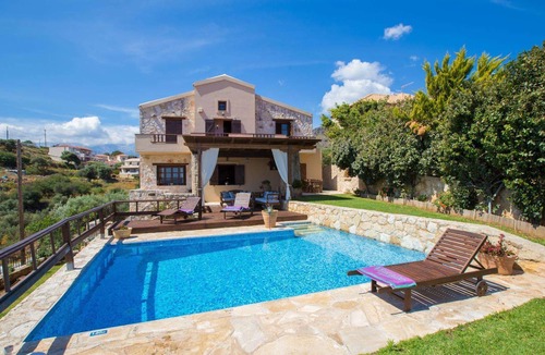 Megala Chorafia Villa | Lithos - Three Bedroom Villa, Sleeps 5