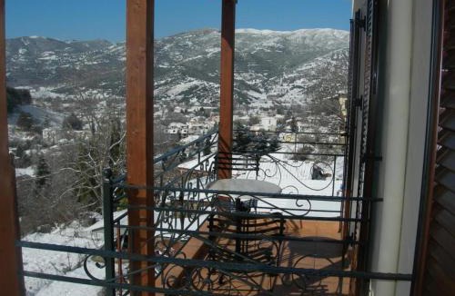 Kalavrita Hotel | Lithos Villas Kalavryta