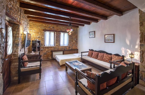 Anatoli Villa | Live the real Cretan life - Aggeliki villa