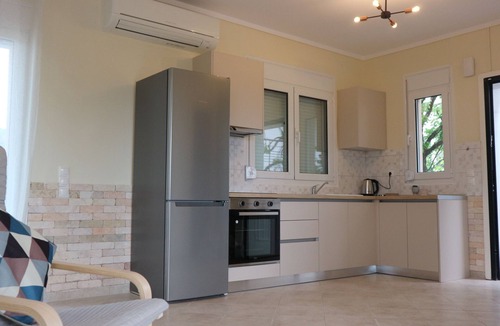 Paliouri Villa | Located in Kanistro 70meters from the Sea in a quite area weith a nice garden