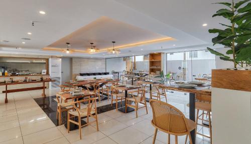 Old Hersonissos Hotel | Lotus Rise Hotel - Adults Only