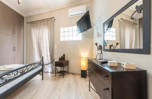 Exarhia Apartment | Lovely 1- bedroom condo in Exarcheia