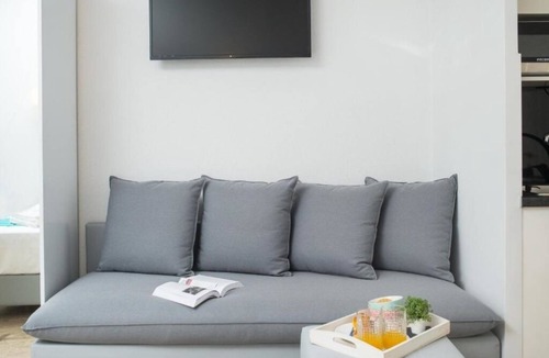 Perea Apartment | Lux VIP Apartments Studio with Back Viewn