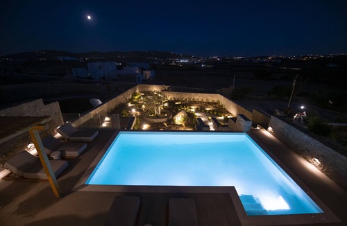 Panormos Villa | Luxurious Villa with garden, outdoor pool, barbeque,