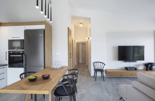 Evgiros Villa | LUXURY BEACH VILLA private pool sea views 50M FROM THE AMMOUSSA BEACH