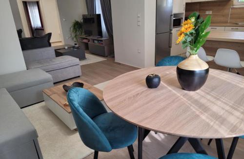 Trikala Apartment | Luxury Captain's Corner in Trikala, 3BD