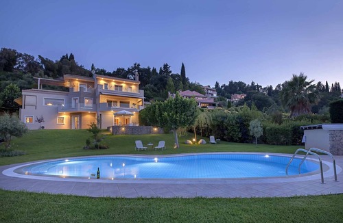 Vassilatika Apartment | Luxury house overlooking the Marina