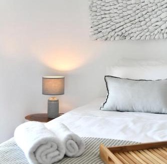 Glisidia Villa | Luxury Paros Villa Villa Thoe Contemporary Luxury 3 Bedrooms Glisidia