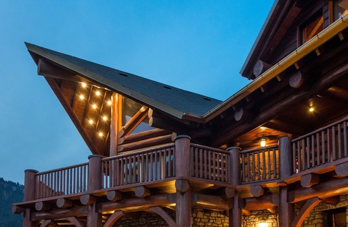 Karpenisi Ski Chalet | Luxury secluded mountain log chalet with pool (shared)