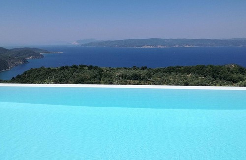 Skiathos Villa | Luxury Villa in Kechria 2