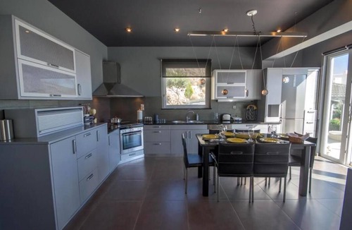 Ferma Villa | Luxury villa in the best beach location!