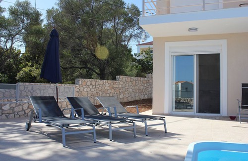 Ratzakli Villa | Luxury Villa Just Minutes from the Award Winning 'Turtle Beach'
