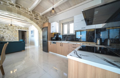 Limeniskos Villa | Luxury Villa with a Miraculous View