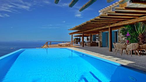 Faros Armenistis Villa | M11 - Seaview Villa - Luxury Villa with pools & views