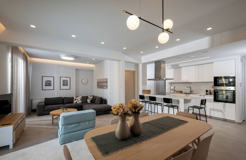 Agios Dimitrios Apartment | Magian Luxury Apartments