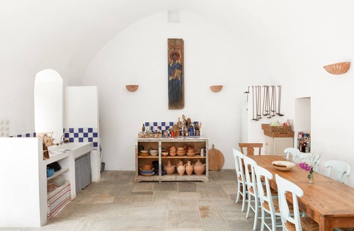 Milopotamos House | Magical centuries-old house sleep 6
