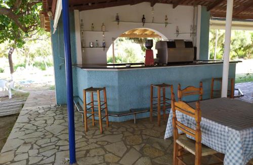 Gefira Mpania Hotel | Makinia Beach