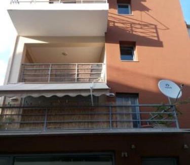 Mesolongi Apartment | Makis rooms A
