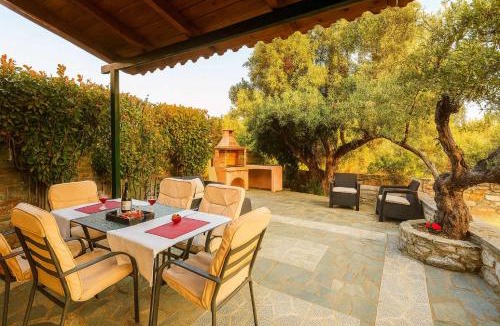 Lefktro House | Mani Garden Haven - Private Retreat in Stoupa