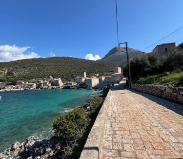 Limeni House | Mani Spot Limeni