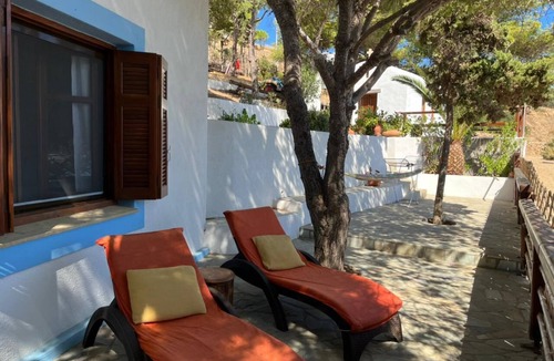Marathi Apartment | Marathi Cabana next to the sea