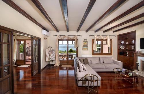 Sternes Apartment | Marathi Hilltop Oasis Sea View Villa