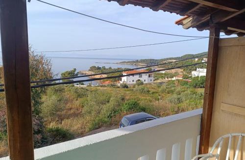 Votsi Apartment | Marilynhomeikos