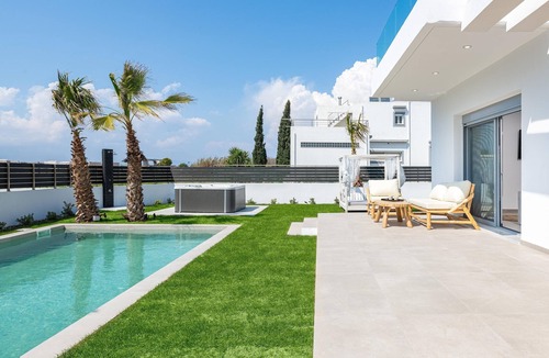 Petaloudes Villa | Martini Villas - Matilda Villa