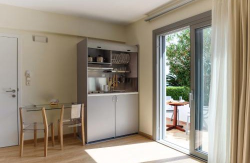 Karfas Apartment | Melia Sol Art Studios